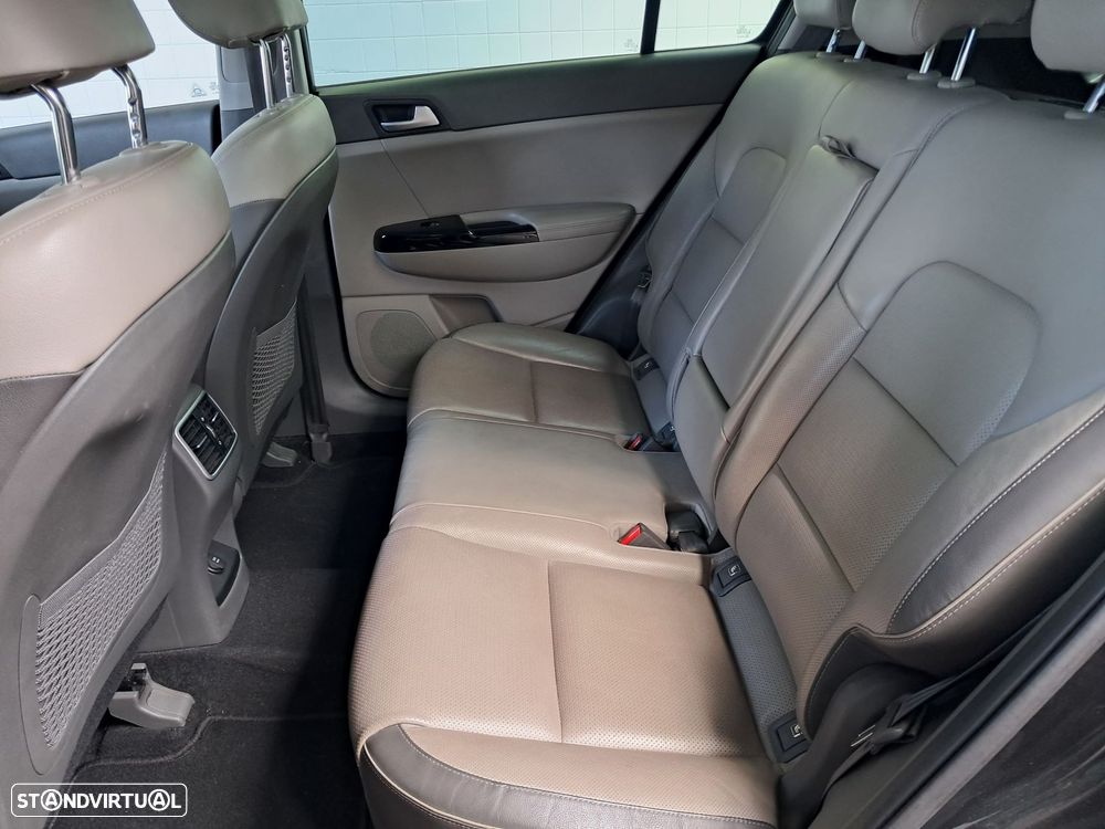 Kia Sportage 1.7 CRDI ISG TX - 12