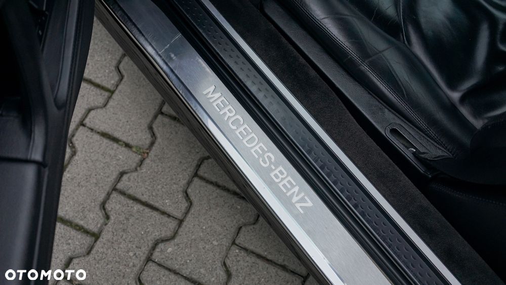 Mercedes-Benz SL - 23