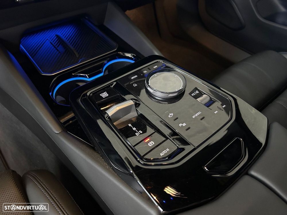 BMW 530 e Pack Desportivo M - 22