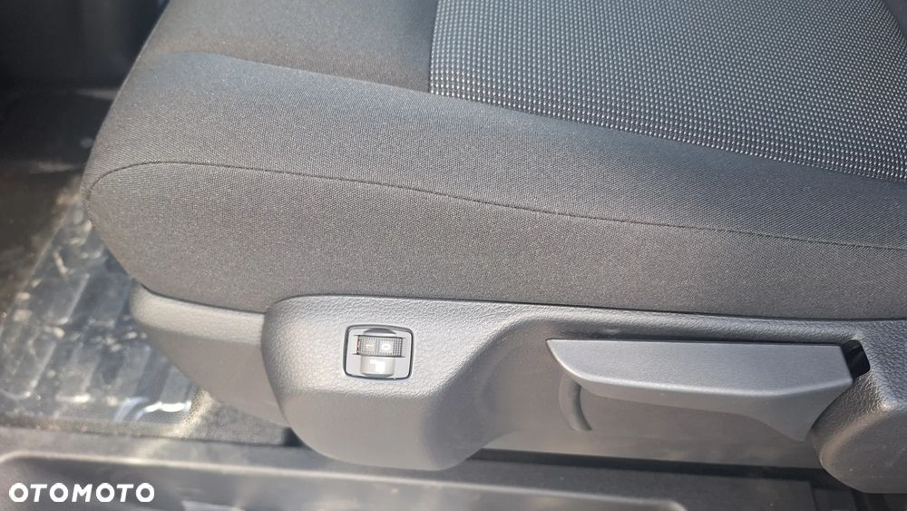 Peugeot Expert Furgon M Diesel 2.2 150 KM Automat - 14
