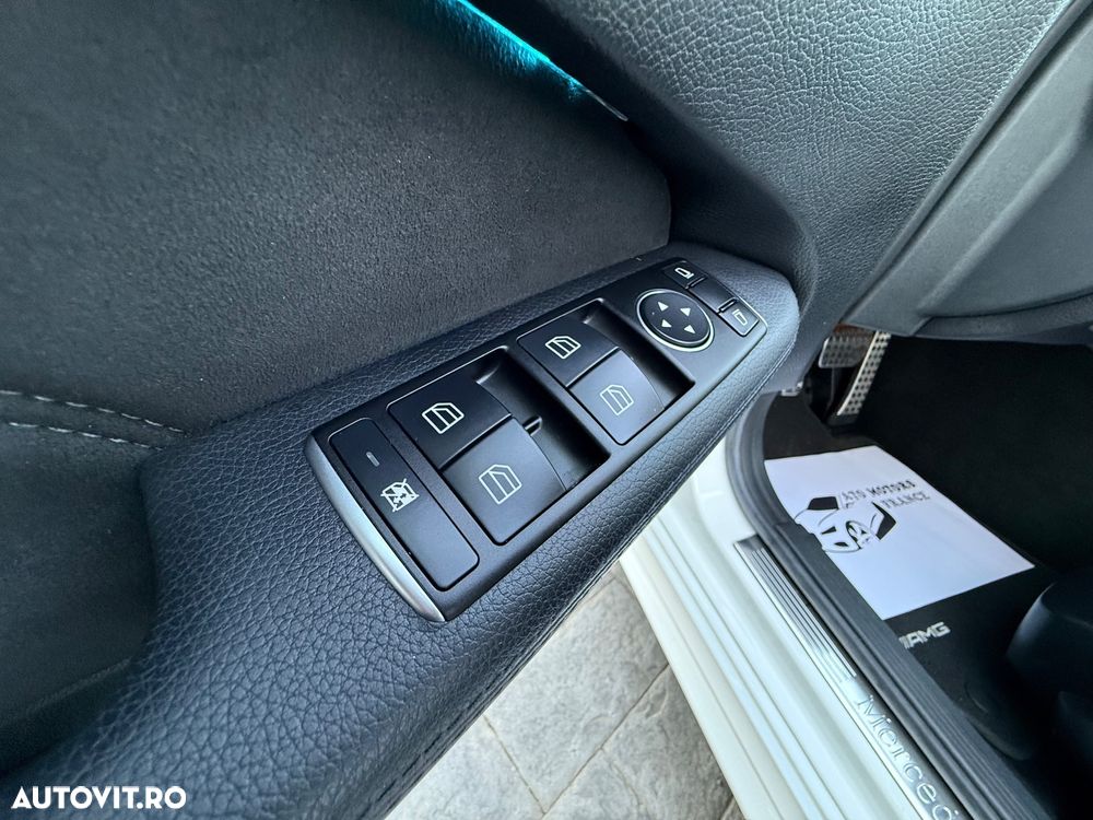 Mercedes-Benz E 300 BlueTEC HYBRID 7G-TRONIC Avantgarde - 11
