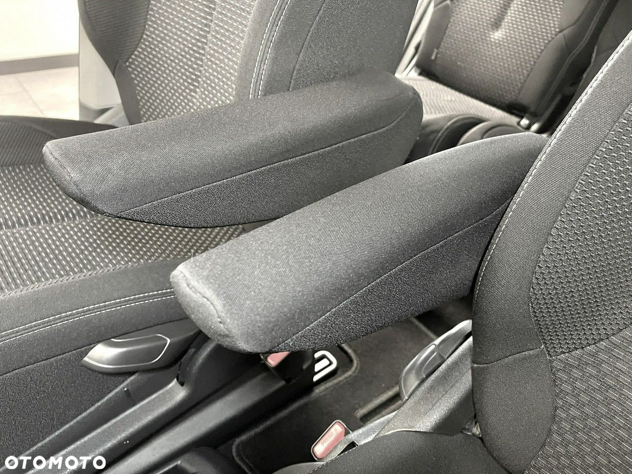 Citroën C4 Grand Picasso - 16