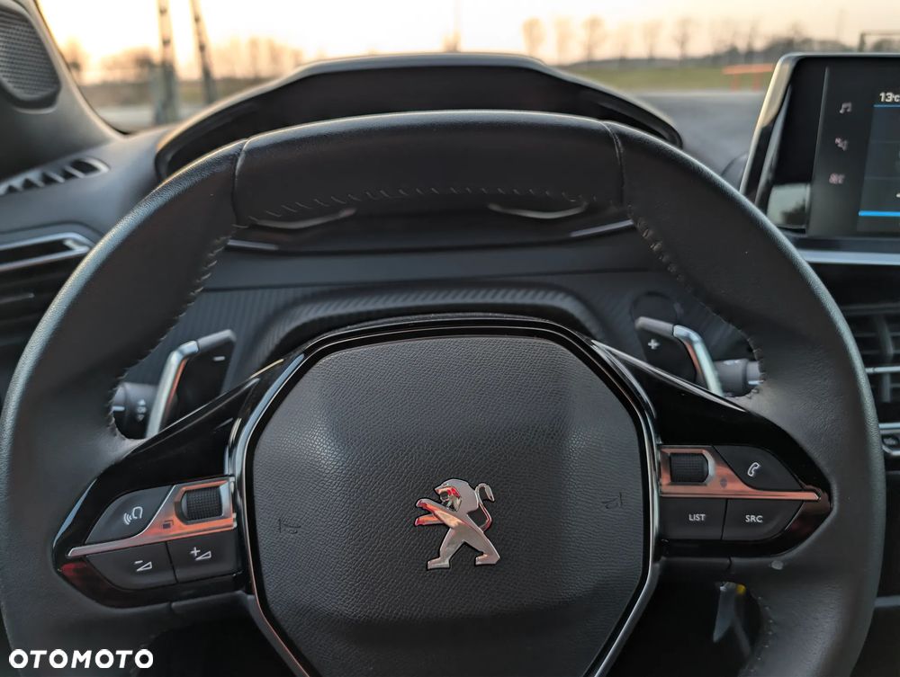 Peugeot 2008 1.5 BlueHDi Allure Pack S&S EAT8 - 13