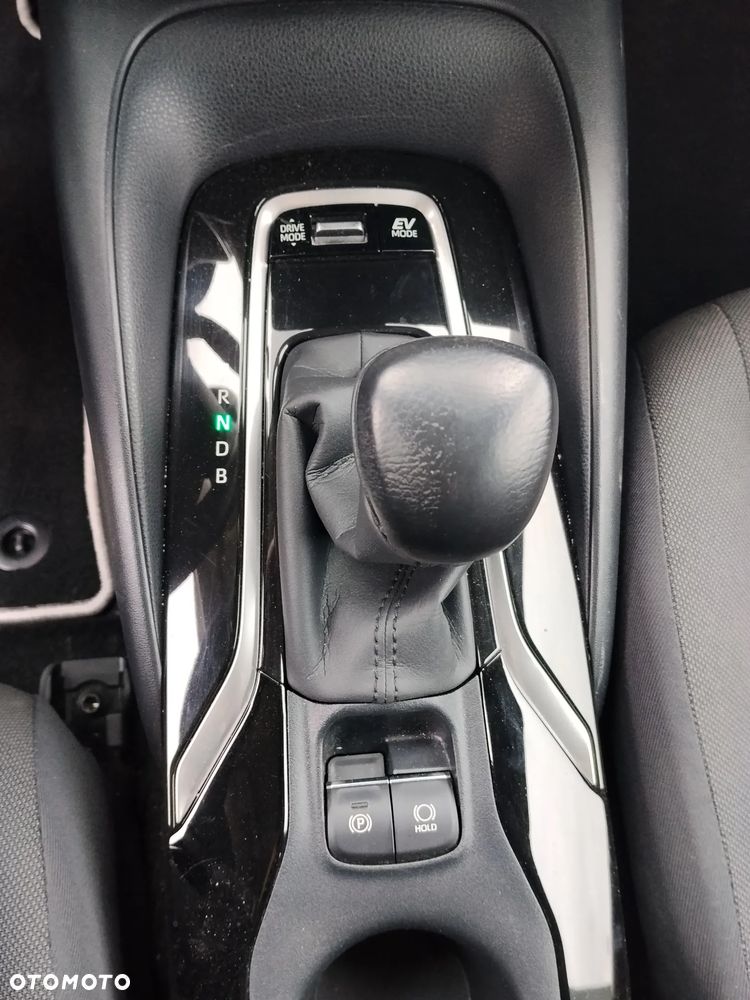 Toyota Corolla 1.8 Hybrid Comfort - 10