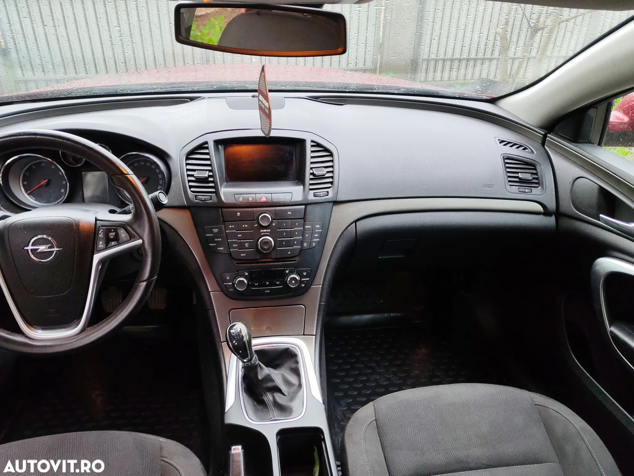 Opel Insignia - 8