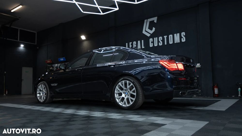 BMW Seria 7 750i xDrive - 4