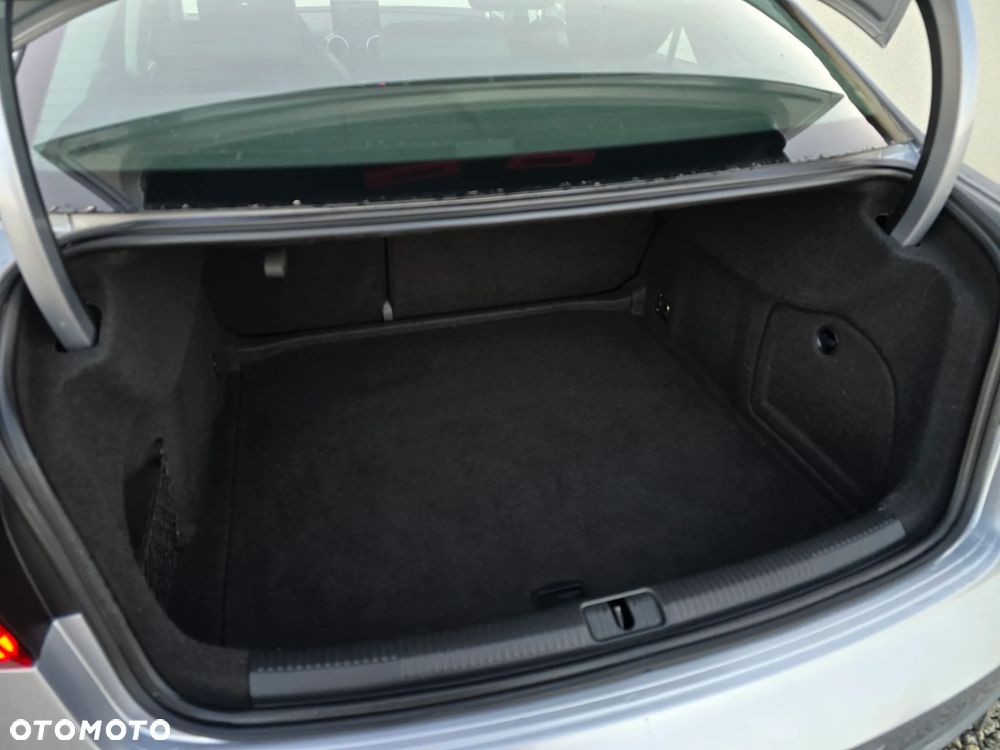 Audi A3 Limousine - 15