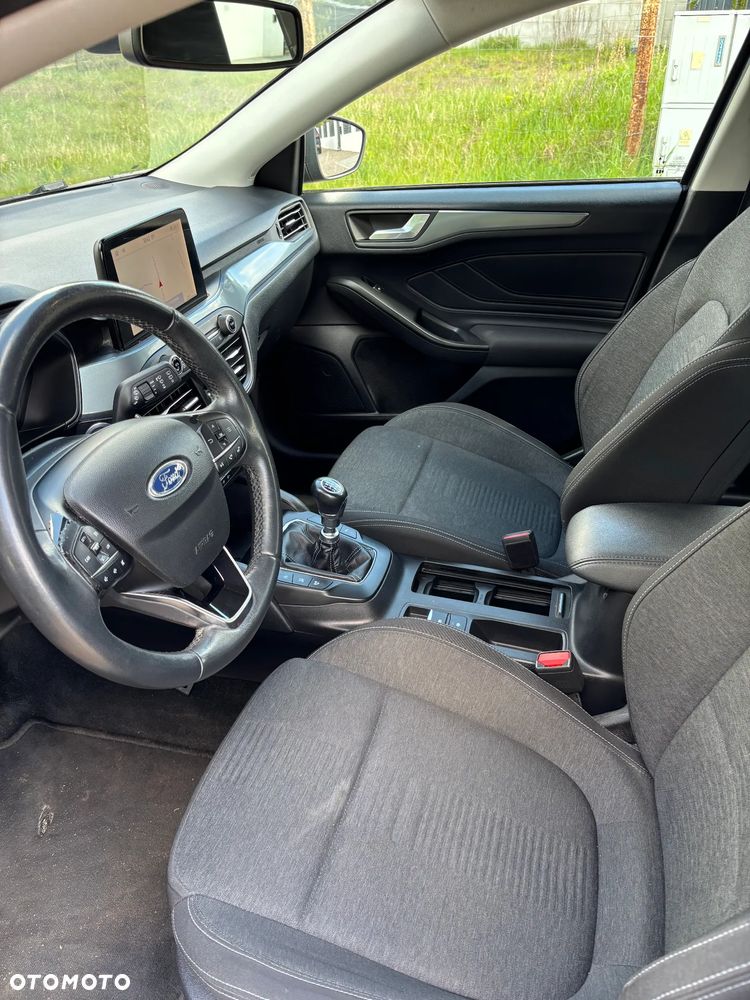 Ford Focus SW 1.0 EcoBoost S&S ACTIVE STYLE - 11