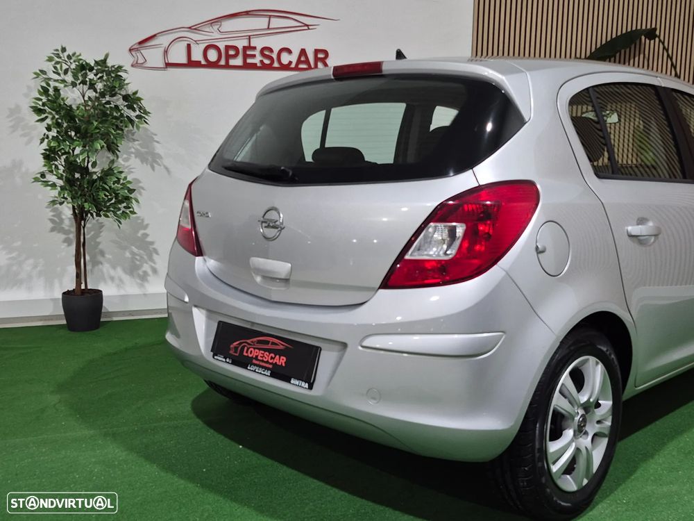 Opel Corsa 1.2 Cosmo - 5