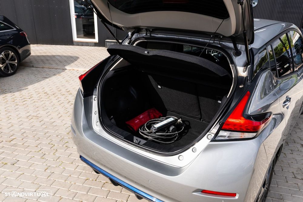 Nissan Leaf N-Connecta - 10