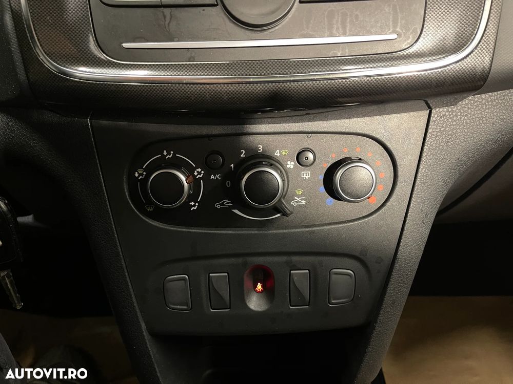 Dacia Logan 1.5 Blue dCi Laureate - 13