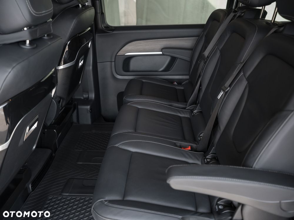 Mercedes-Benz Klasa V 300 d 4-Matic 9G-Tronic (ekstra d³) - 16