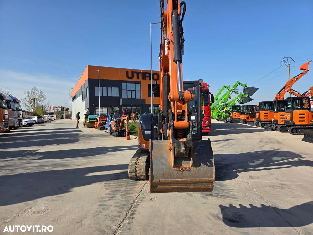 Hitachi 5,1tone, 2023/12, 2.229h, ZX48U-6, Adanc sapare 4m, CUPLA RAPIDA HIDRAULICA+3 CUPE, LAMA NIVELARE, Aer conditionat, inst picon pe brate, latime 2m, incarcarca 8x4, Antifurt, posibil leasing 4 ani, PROMOTIE 37900 EUR+Tva - 9