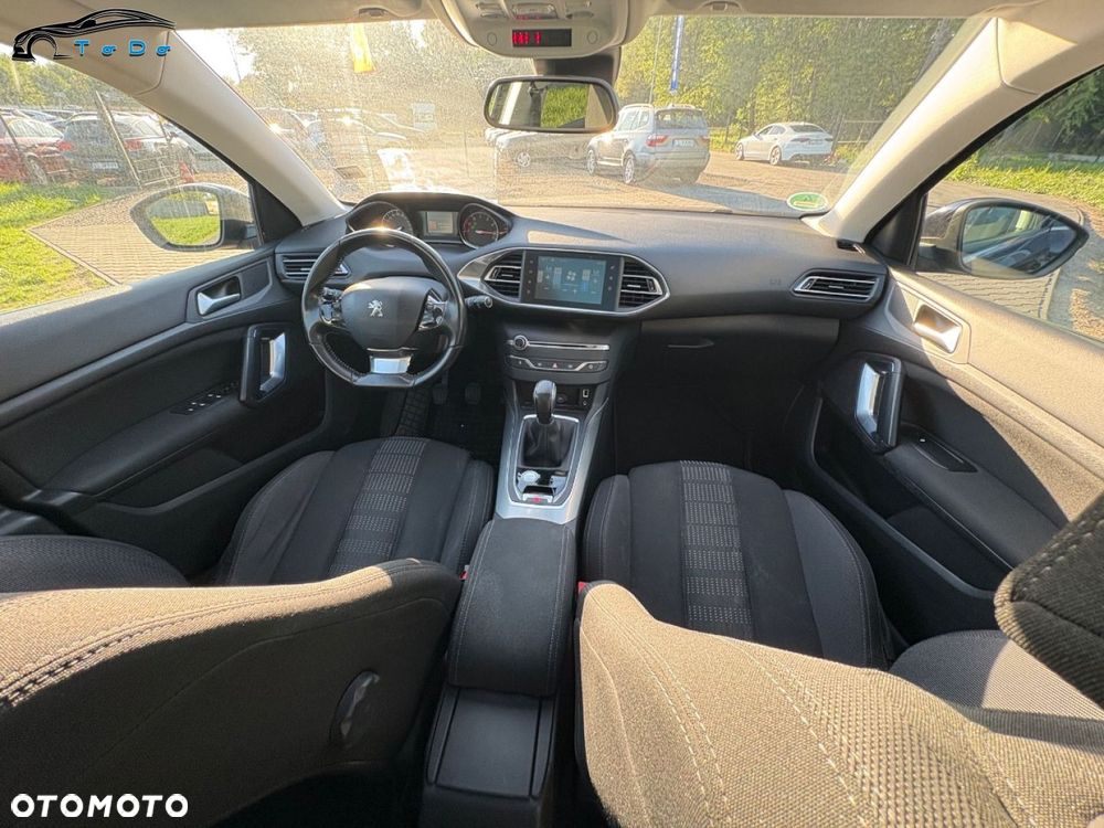 Peugeot 308 110 e-THP Stop & Start Allure - 33