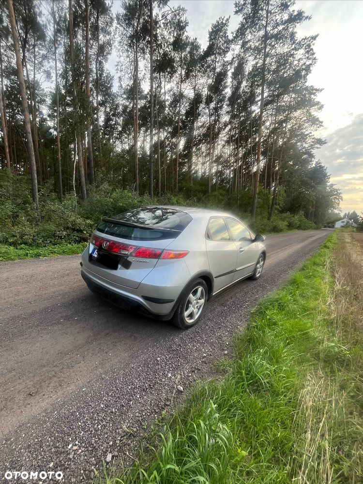 Honda Civic - 4