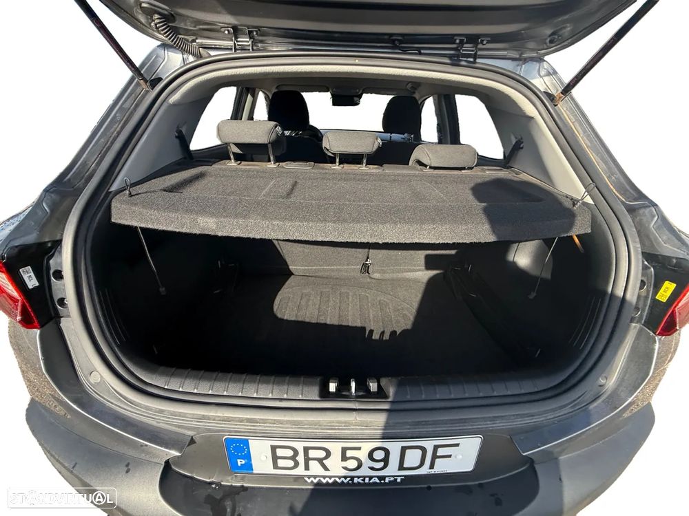 Kia Stonic 1.2 MPi Dynamic - 16