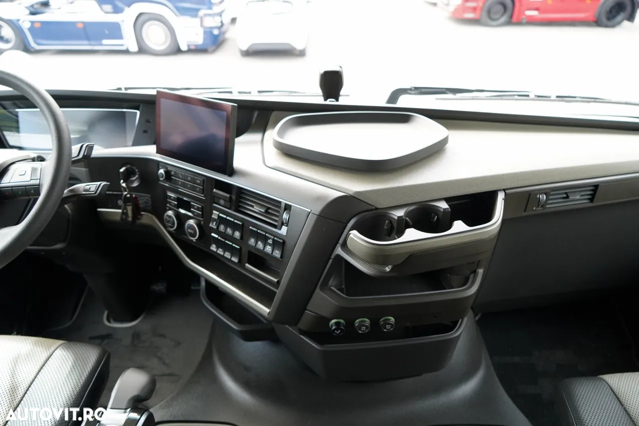 Volvo FH 500 / XXL / 2024 / I-PARK COOL / PIELE / I-SHIFT / CONTRACT DE REPARAȚIE POST-SERVICE / IMPORTAT - 24