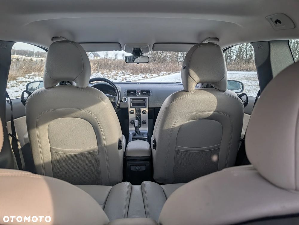 Volvo C30 2.0 Momentum - 12