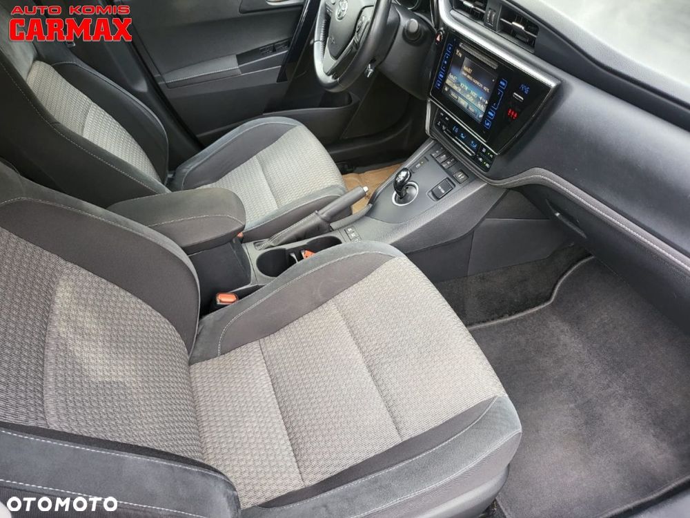 Toyota Auris - 30