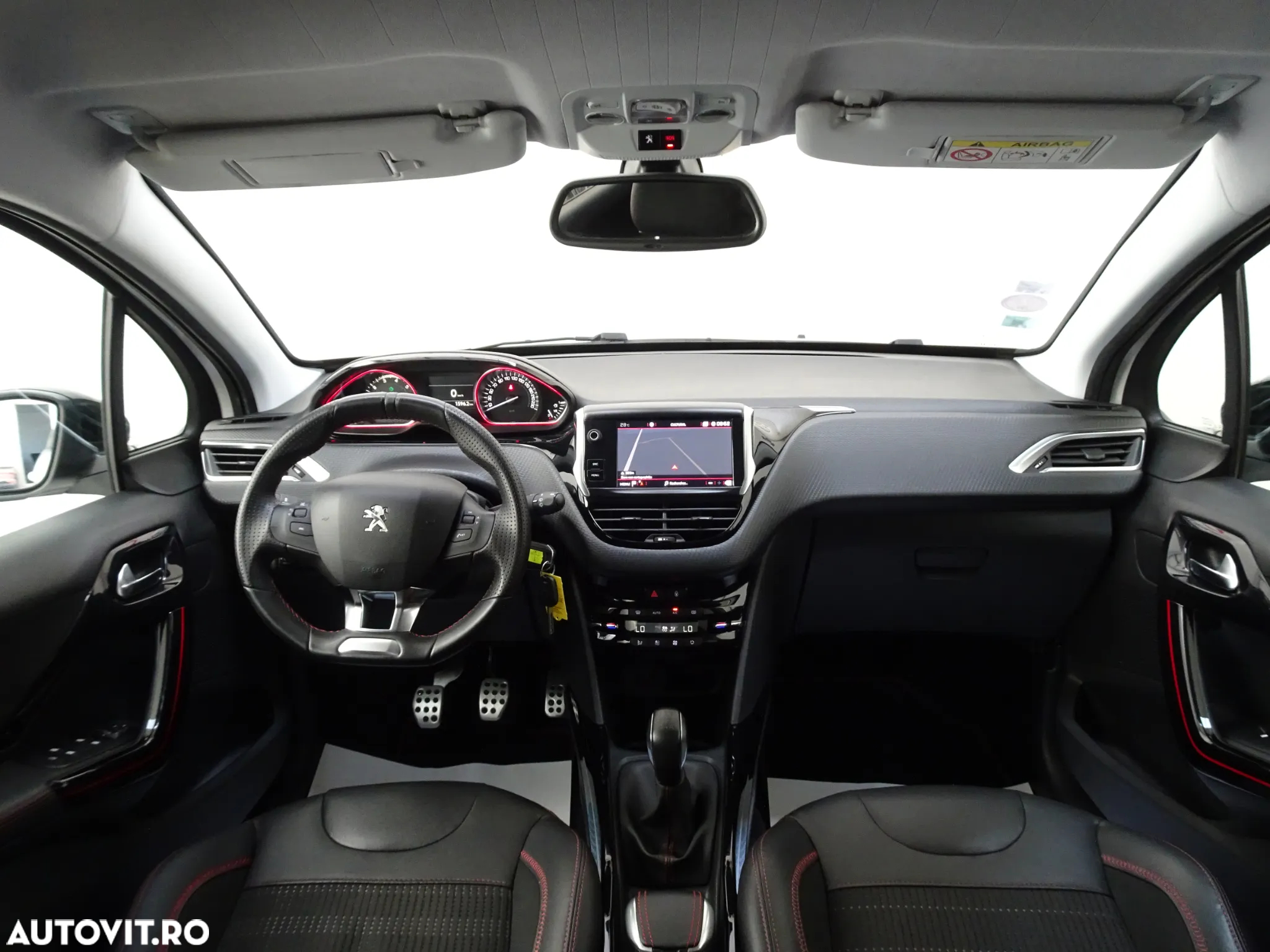 Peugeot 2008 1.2 L PureTech STT GT Line - 2