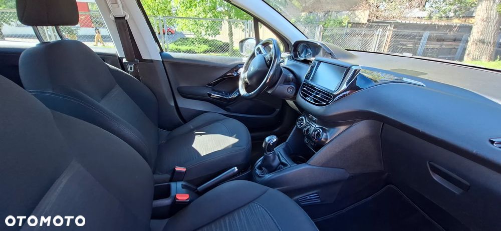 Peugeot 208 BlueHDi 100 Active - 7