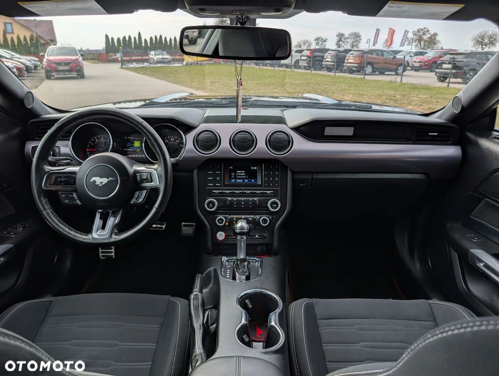 Ford Mustang - 27