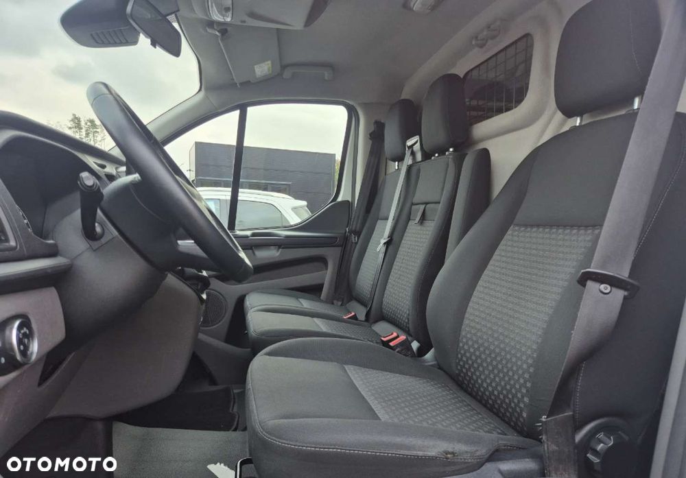 Ford Transit Custom - 6