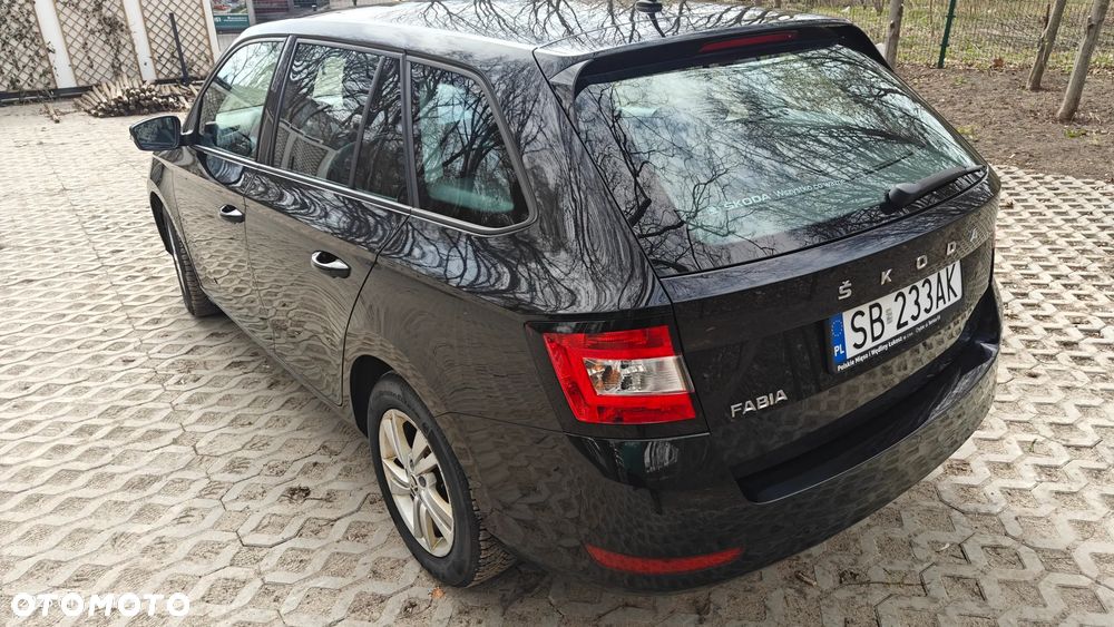 Skoda Fabia 1.0 TSI Ambition Plus - 5