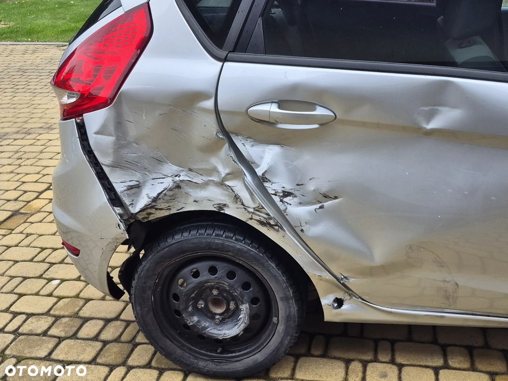 Ford Fiesta - 5