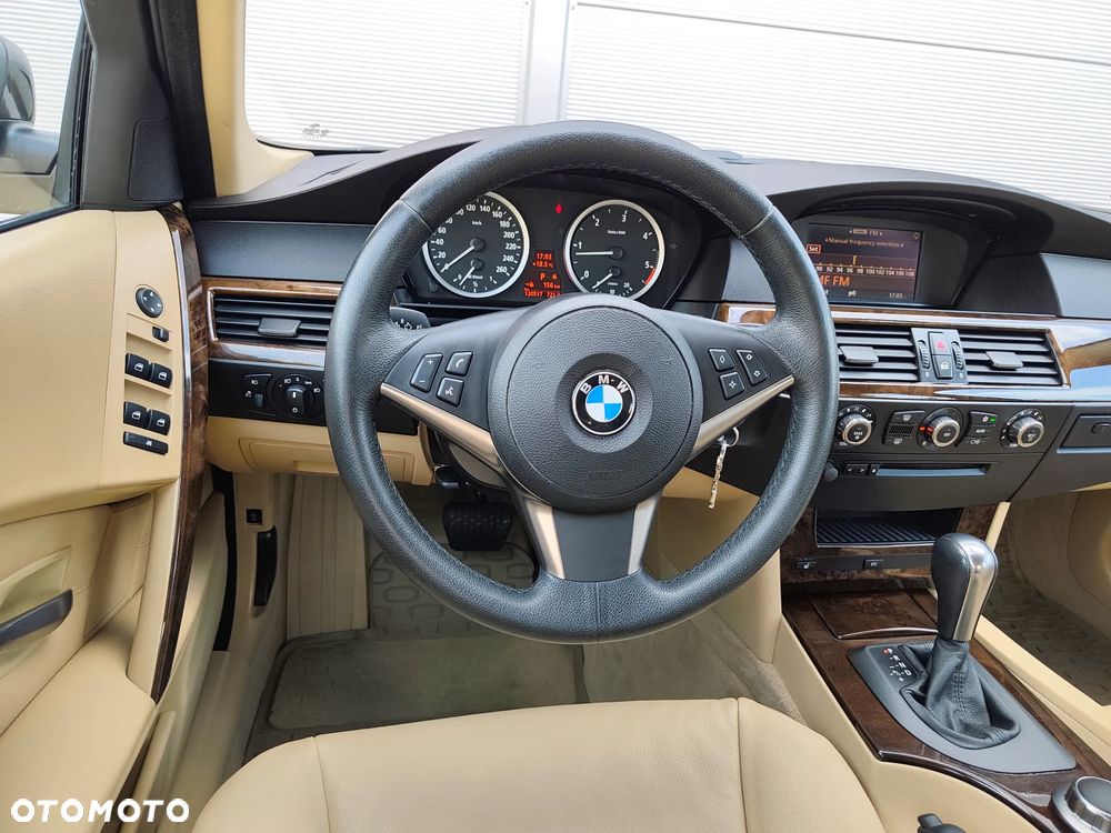 BMW Seria 5 - 26