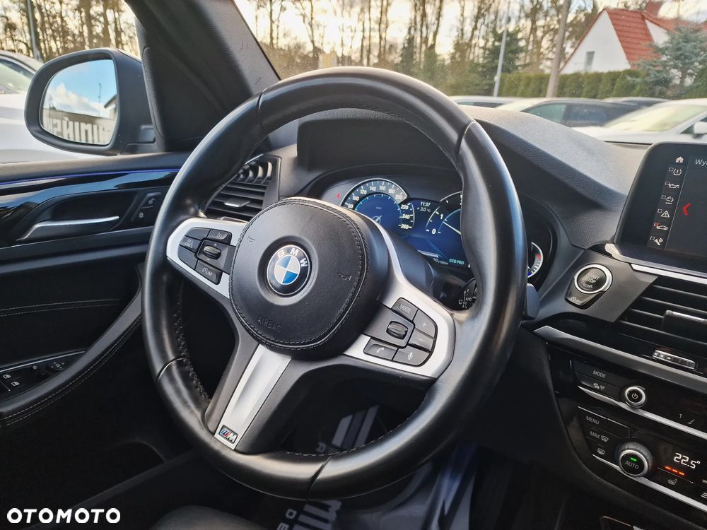 BMW X3 sDrive18d Luxury Line sport - 33