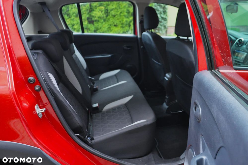 Dacia Sandero Stepway TCe 90 Prestige - 33