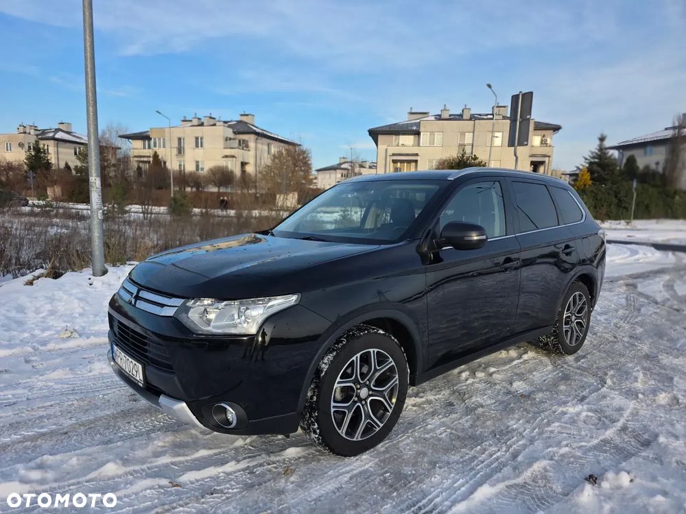 Mitsubishi Outlander 2.2 DID Instyle Navi - 1