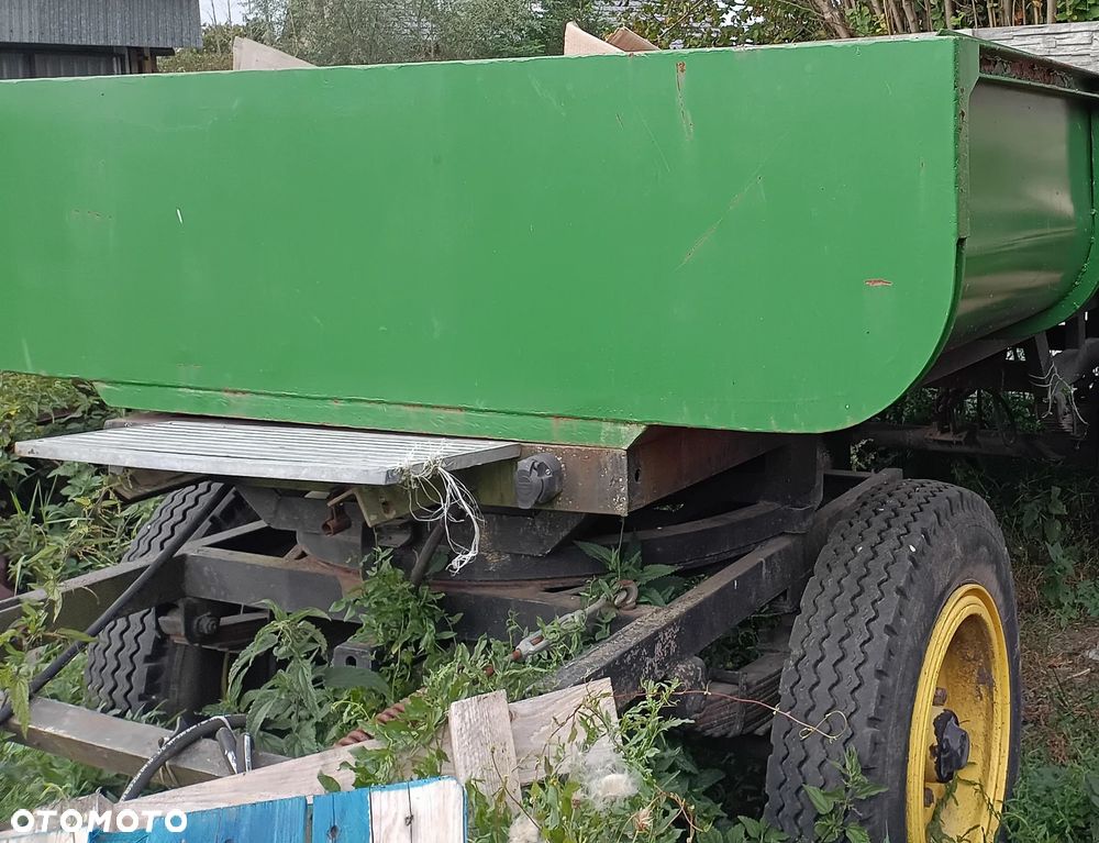 John Deere 5050E - 9