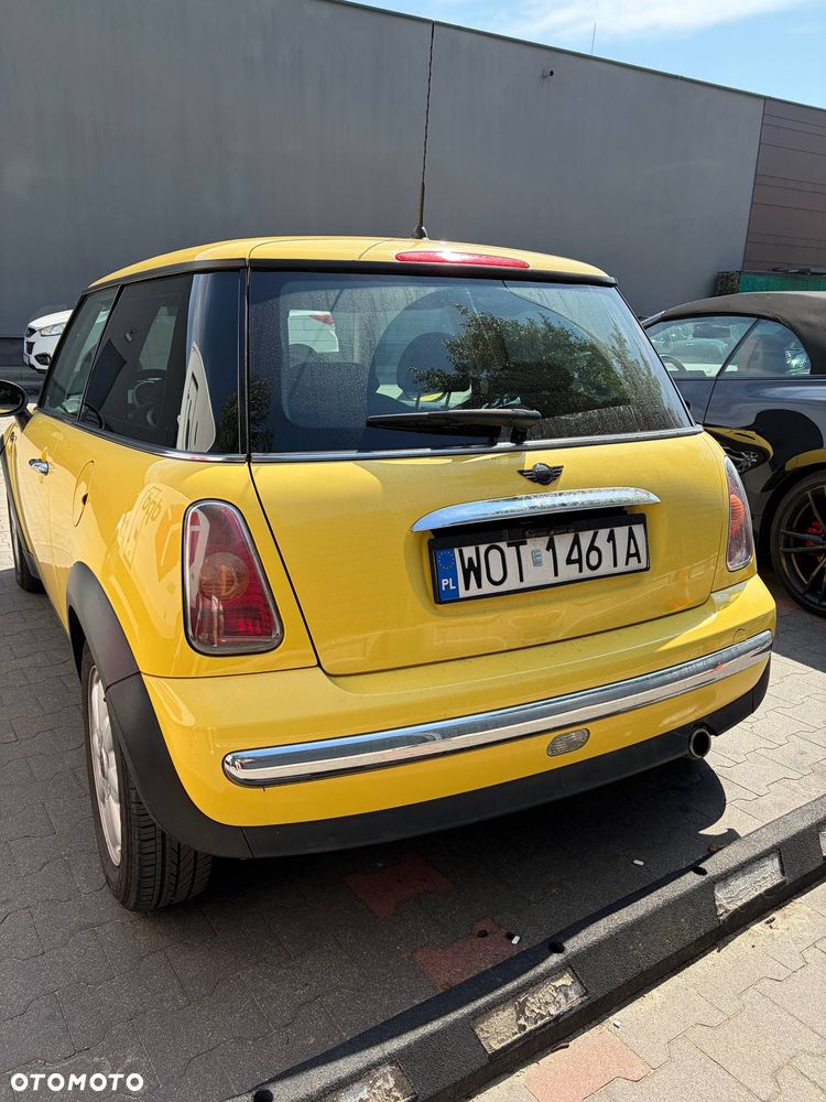 MINI Cooper Standard - 3