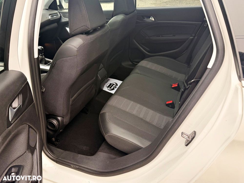 Peugeot 308 SW BlueHDi 130 Stop & Start Active Pack - 15