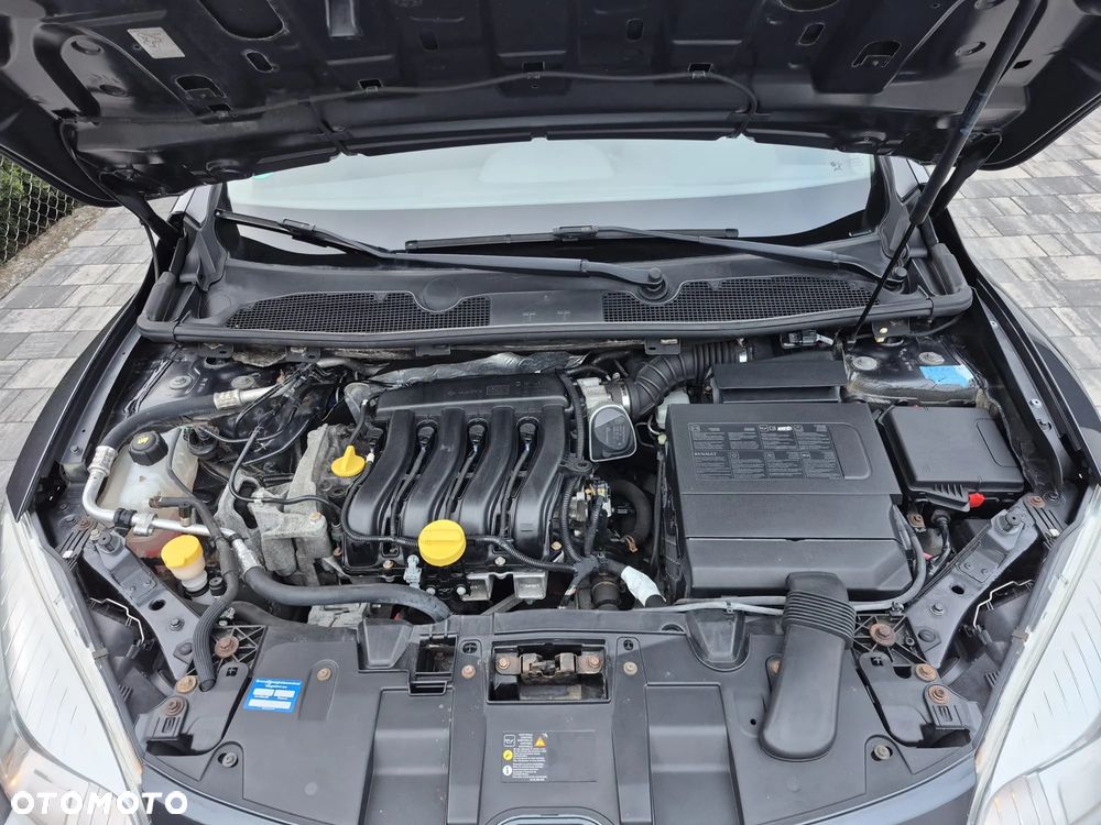 Renault Megane 1.6 16V Confort Dynamique - 16