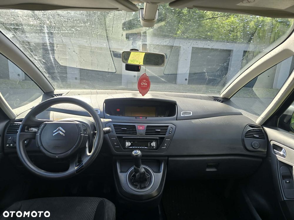 Citroën C4 Picasso 1.8i Impress - 7