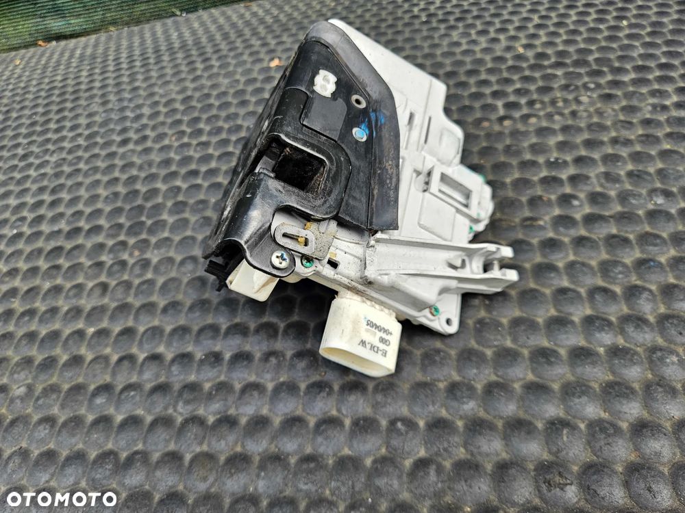 Zamek Drzwi 4F1837015 4F1837016 Rygiel Lewy Prawy Przod Przedni Europa Audi A6 C6 A3 8P - 19