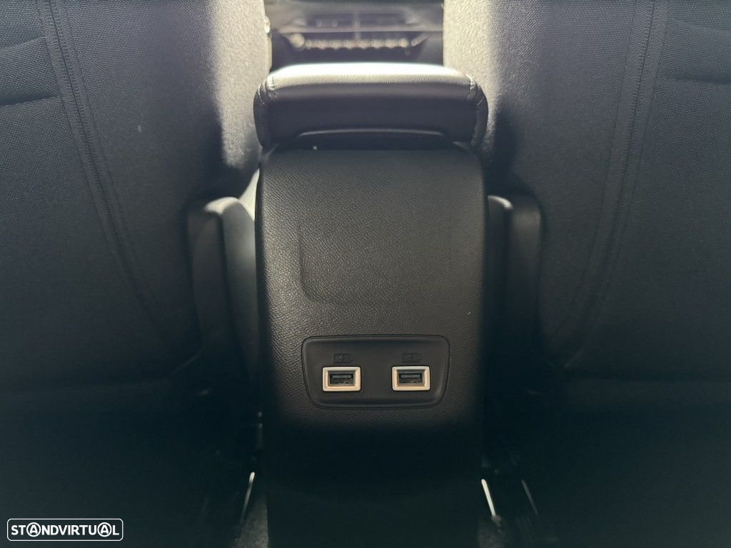 Peugeot 2008 1.5 BlueHDi Allure Pack EAT8 - 30