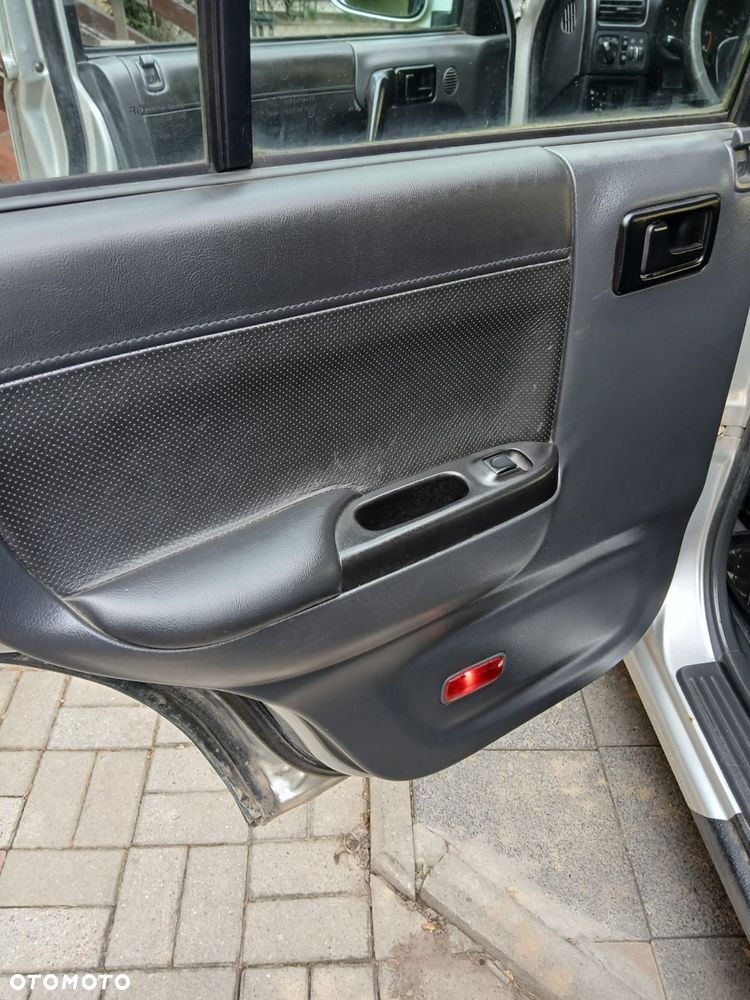 Opel Frontera 2.2 DTI LTD - 15