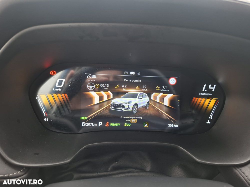 MG ZS HEV Hybrid+ Luxury - 20