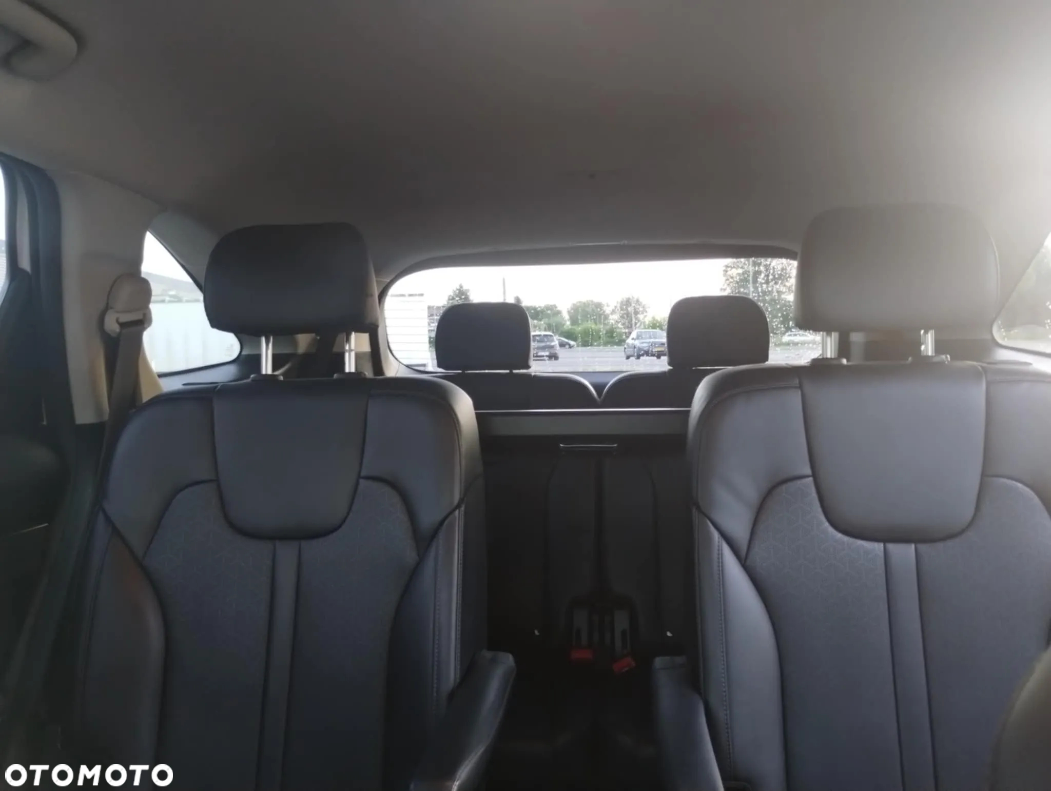 Kia Sorento - 9