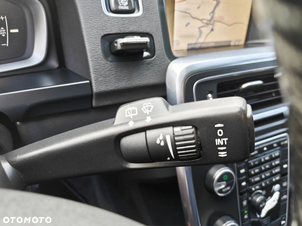 Volvo V60 D2 - 30