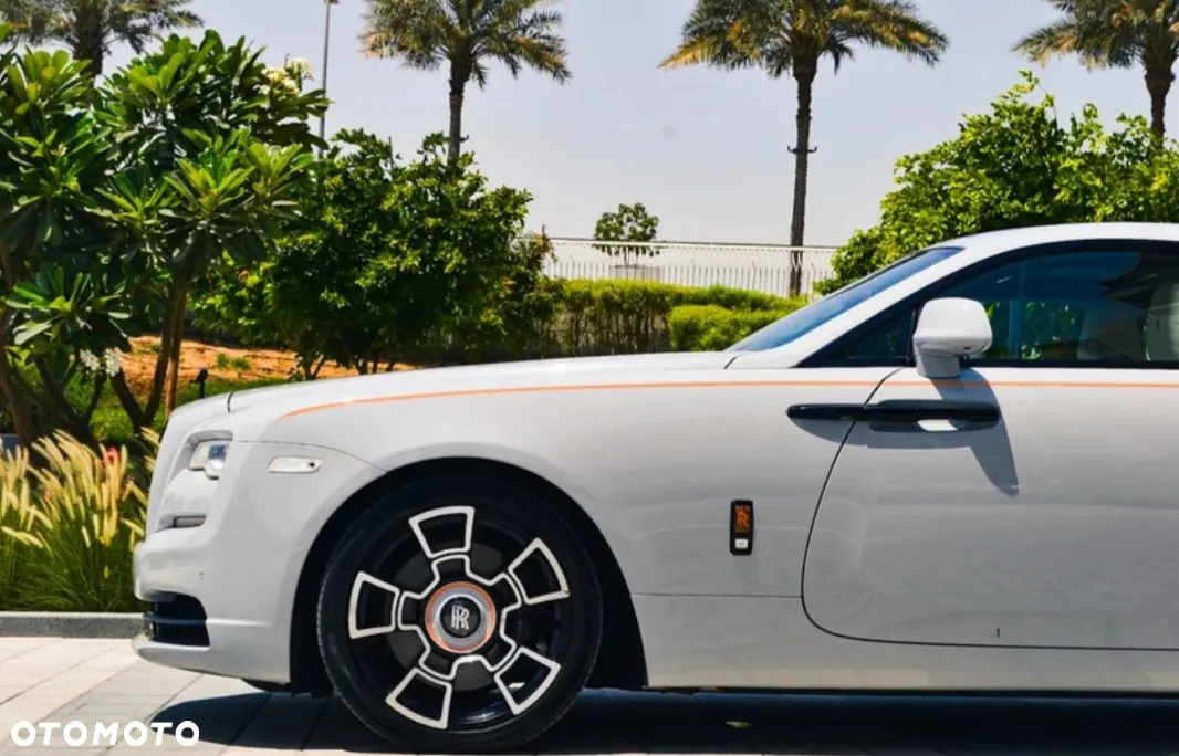 Rolls-Royce Wraith Black Badge - 13