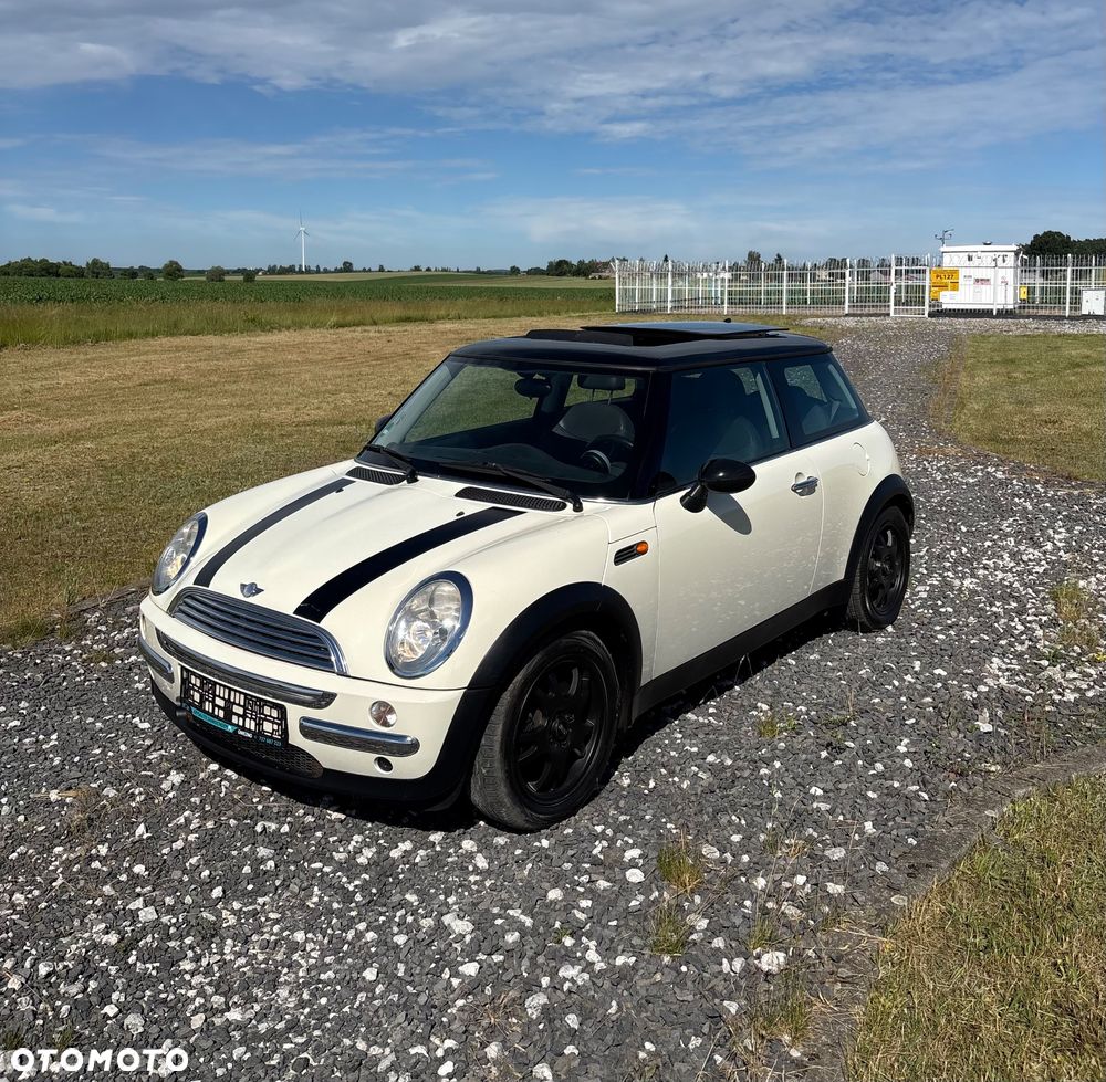 MINI Cooper Seven - 1