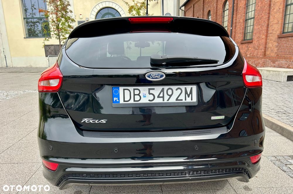 Ford Focus 1.0 EcoBoost Start-Stopp-System ST-LINE STYLE - 10