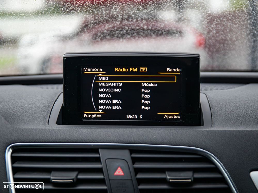 Audi Q3 2.0 TDI S-line - 25