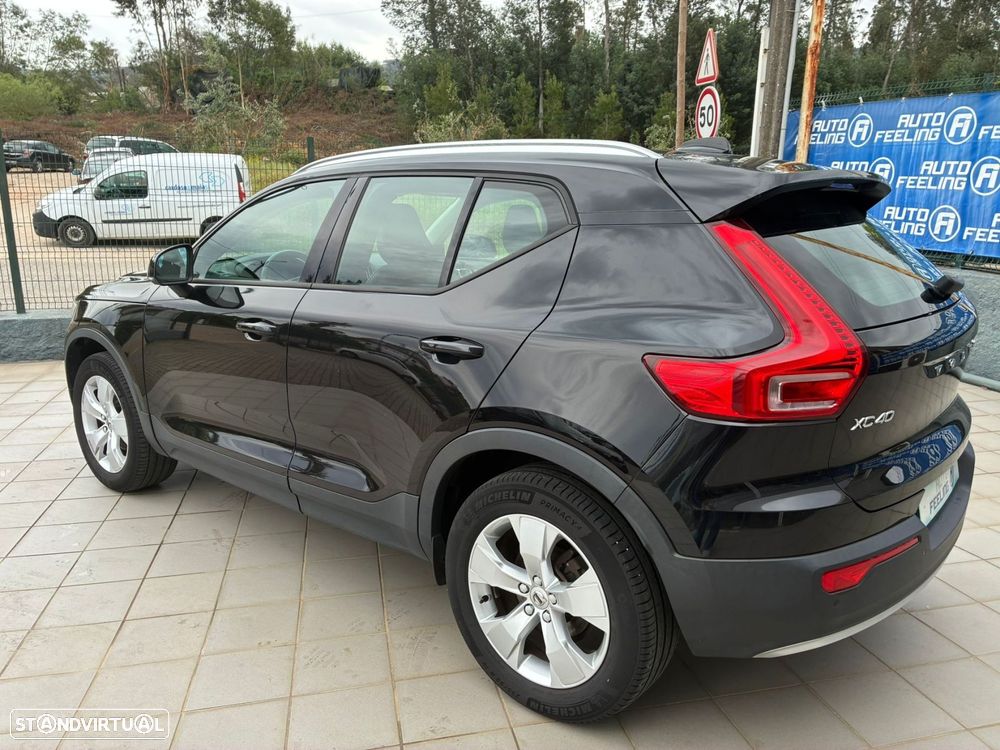 Volvo XC 40 1.5 T3 Momentum Tech Edition - 6