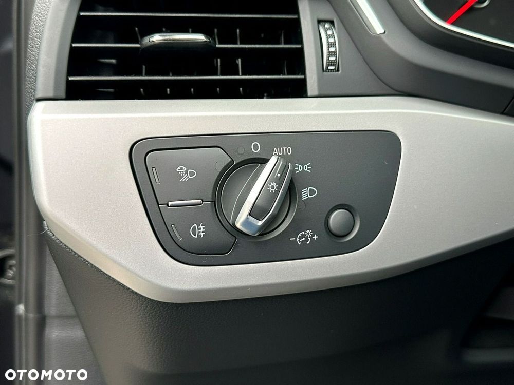 Audi A4 Allroad - 37